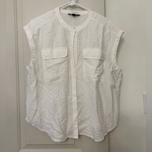 Banana republic utility sleeveless button down top
